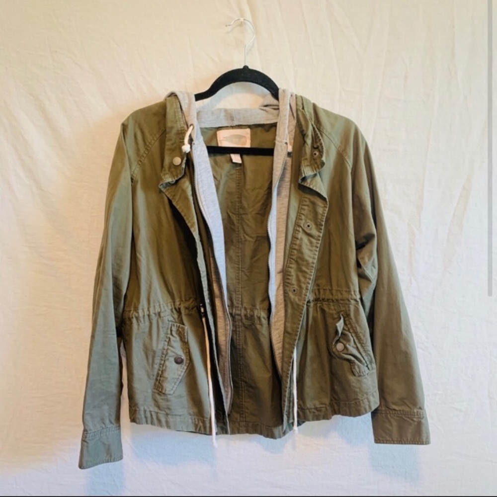 🌟3/$20 Olive Jacket